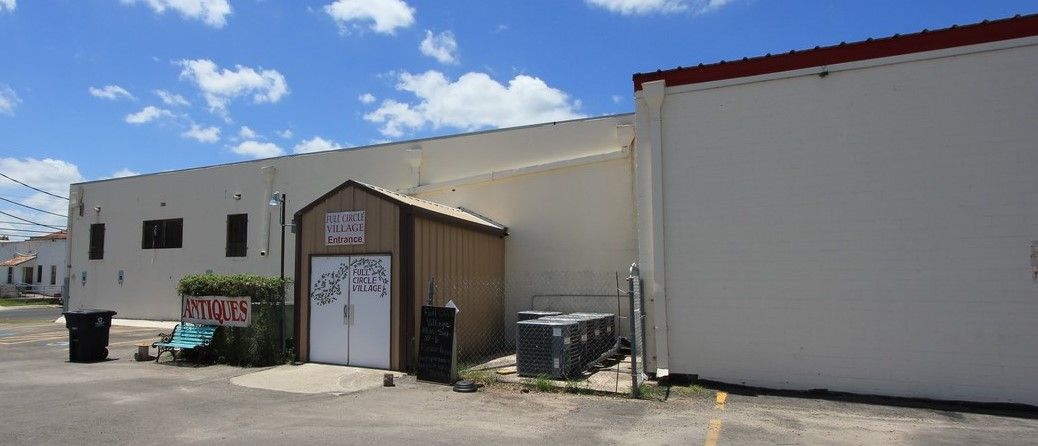 Beeville +/- 17,943 Square Foot Building: 200 N Saint Marys St, Beeville, TX 78102